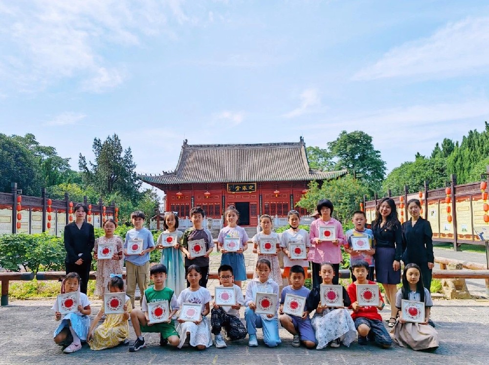 “匠心竹韵·指尖传承”洛阳周公庙博物馆开展文化和自然遗产日主题研学活动