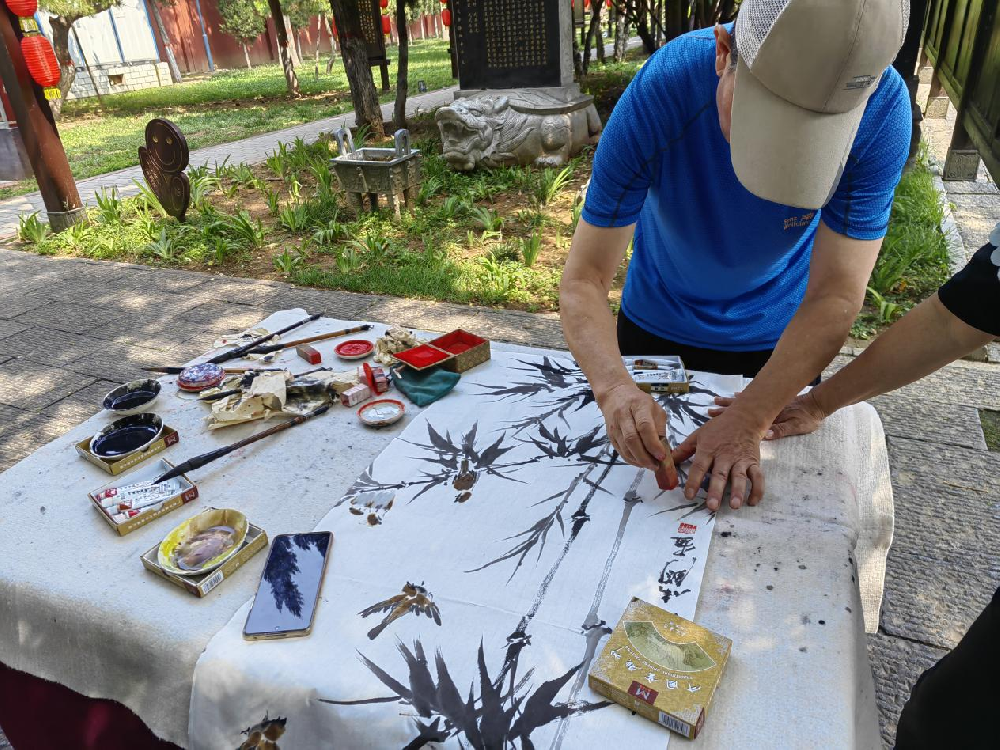 洛阳周公庙博物馆举行“翰风毛韵书画香洛城”公益书法交流活动