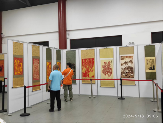 “花非花——王飞剪纸艺术展”在洛阳周公庙博物馆开幕