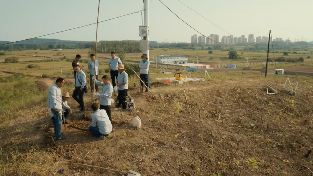 1744855302987758.png 417.3.png