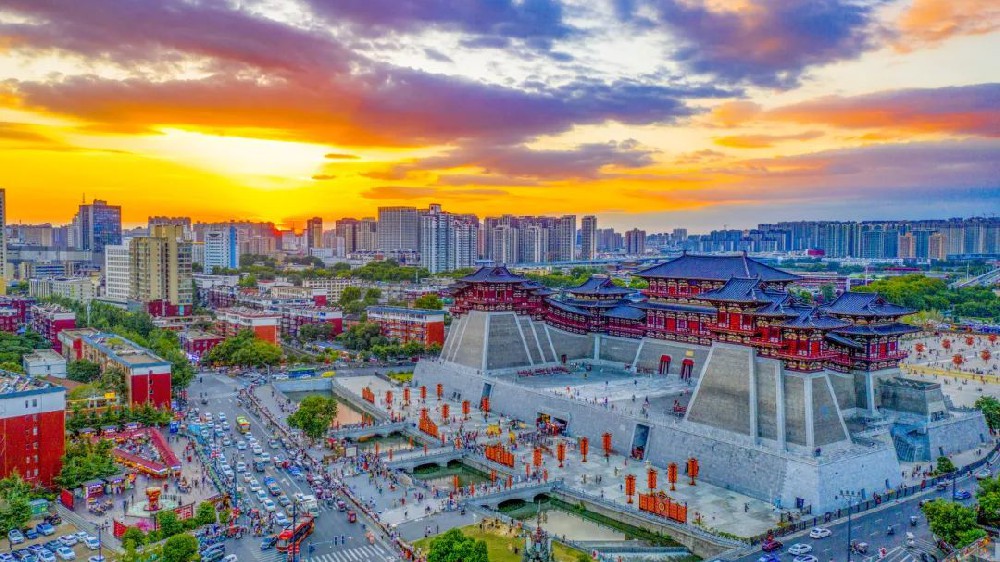 习近平总书记在河南考察时的重要讲话在洛阳干部群众中引发热烈反响